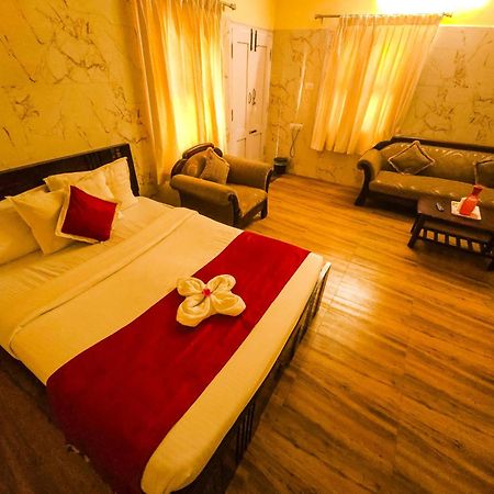 KSTDC Hotel Mayura Pine Top Nandi Hills Bagian luar foto